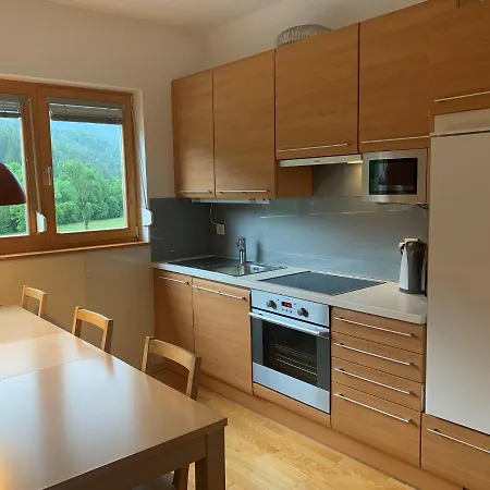 Apartment Lesnina *
