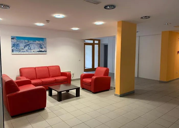 Lesnina דירה קרנייסקה גורה