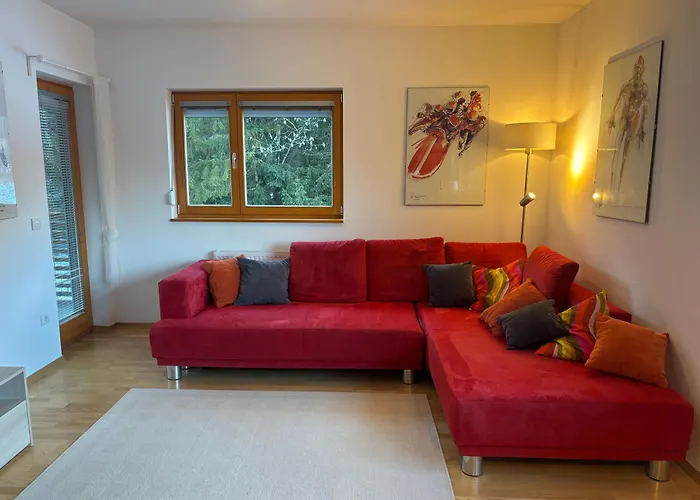 Lesnina * קרנייסקה גורה